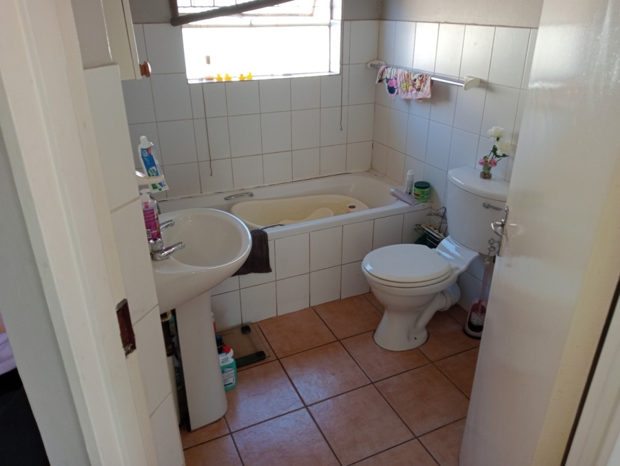 To Let 3 Bedroom Property for Rent in Quaggafontein Free State